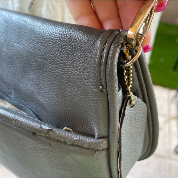 Tory Burch Leather Flap Purse & Convertible Clutch Gray with Gold Chain - Picture 9 of 16